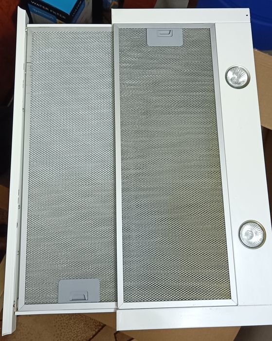 Вытяжка кухонная Pyramida TL60 производительность 1100 кубов