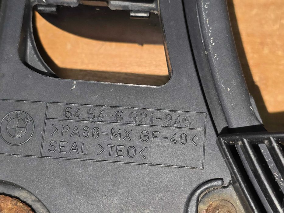 BMW 5 E39 / 7 E38 Benzyna Wentylator Obudowa Chłodnicy Klimatyzacji 3P