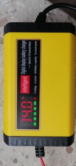 Зарядное Intelligent 12v 2A