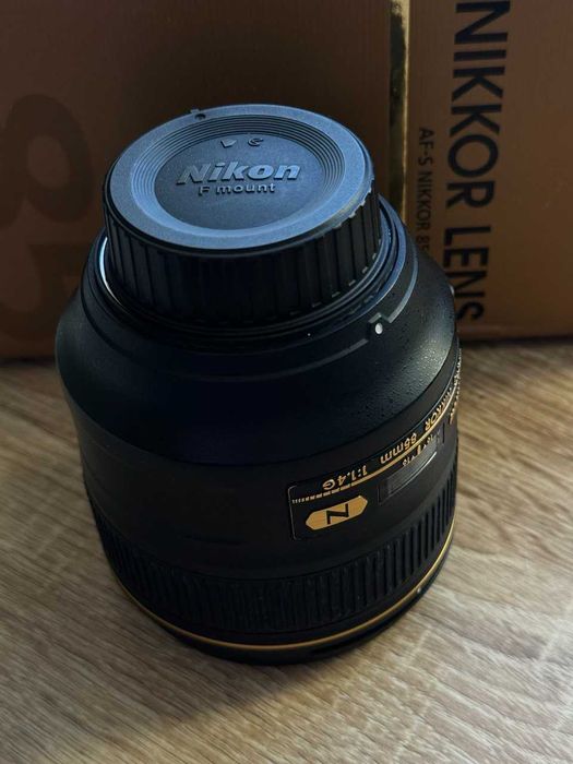 Nikon Nikkor AF-S 85 1:1.4G повнокадровий
