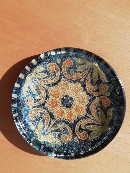 Pratos decorativos.