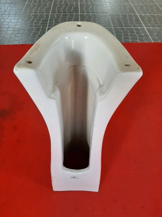 Coluna lavatório Valadares