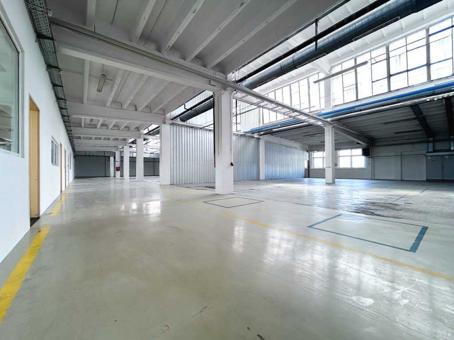 Produkcja i biura w jednym – 1 142 m² w Tkalnia²