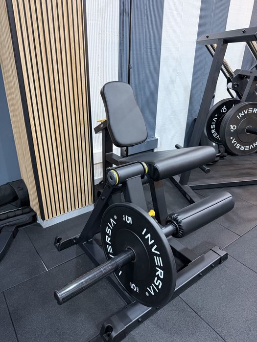 Máquina Extensora Impulse (plate load)438921630738688000