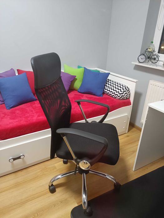 komplet mebli do pokoju nastolatki