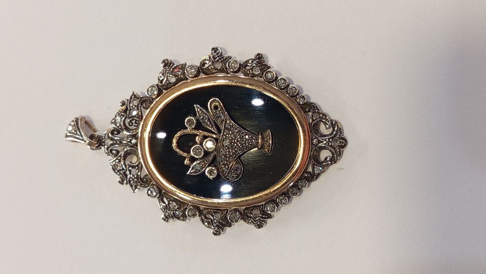 Medalha Antiga em ouro e prata