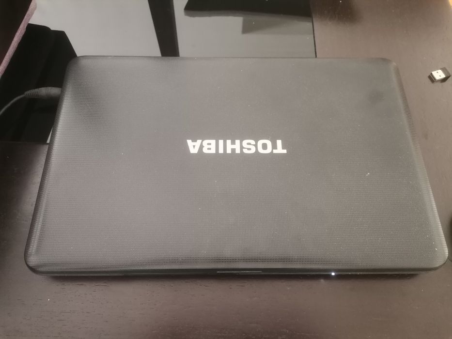 Portátil Toshiba Satellite C850D-101