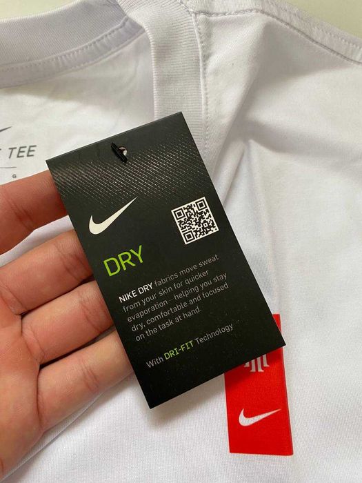 Біла Футболка Найк