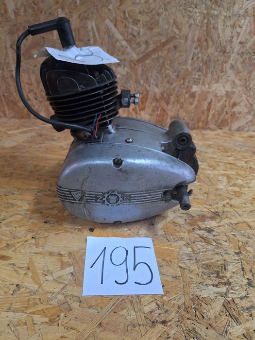 Silnik s38, komar motorynka na pedała,Plomba