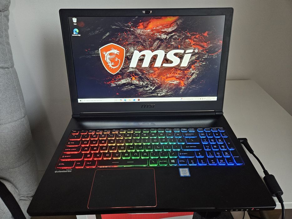MSI GS63 7RD Stealth – Lekki laptop gamingowy (GTX 1050 / i7 / 16GB / SSD)