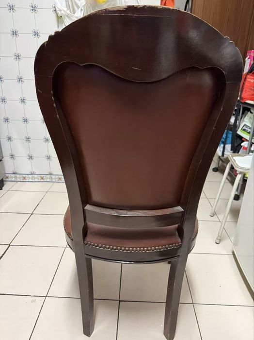 Cadeiras Elegantes de Madeira com Estofado - Conjunto de 3