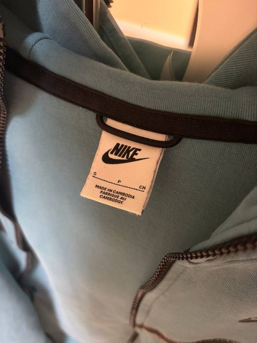 Nike Tech Fleece legit