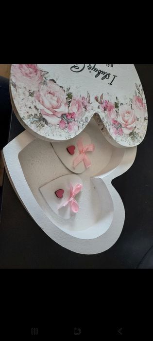 Drewniane pudełko na obrączki