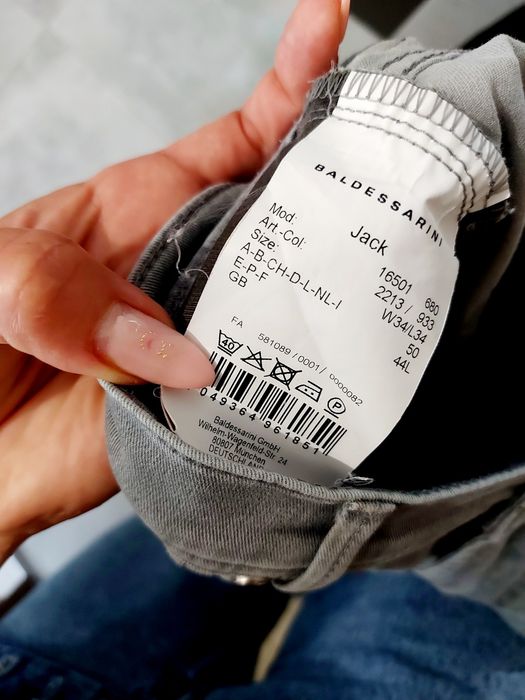 Oryginalne męskie spodnie jeansy Baldessarini roz 34 /34 L model Jack