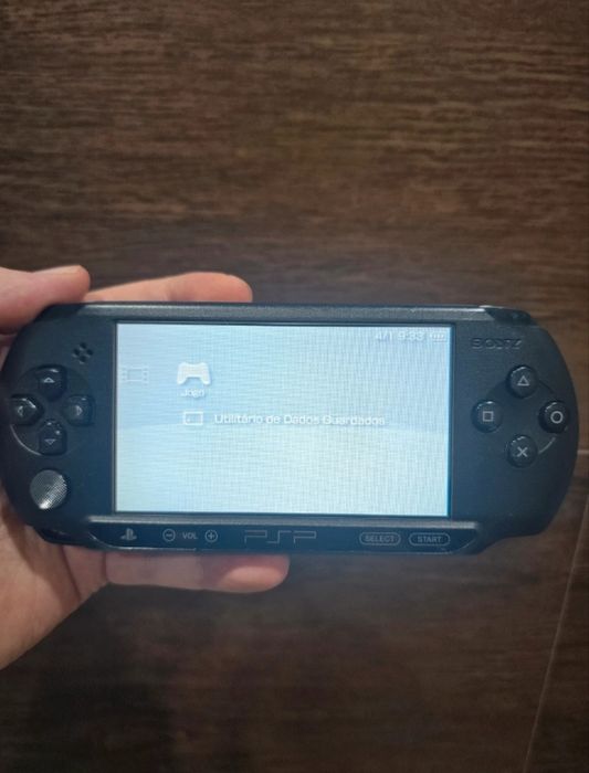 PSP Street + Cartão 16GB, Capa e Carregador