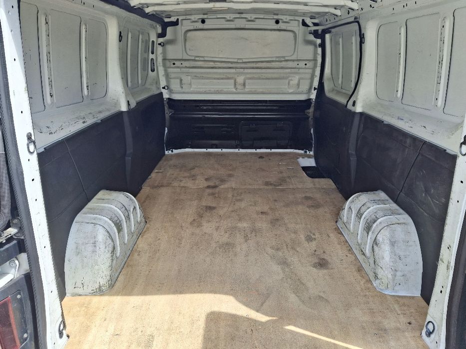 Renault Trafic  long nowa dwumasa+rozrząd czytaj opis