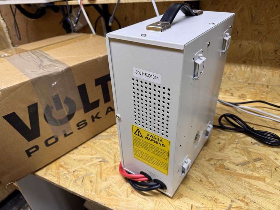 Zasilacz awaryjny VOLT sinusPRO 1200 E PLUS 12V-230V UPS