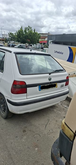 Skoda felicia 98 1.9d para peças 
Ref:aef
