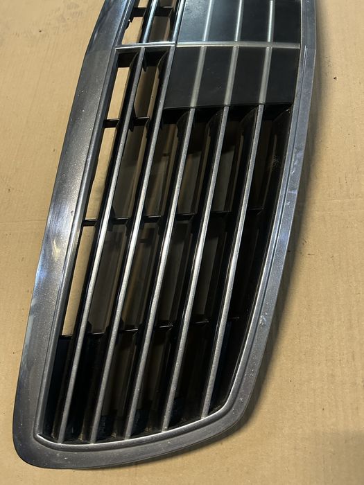 Решітка під дистронік, радар Mercedes W211 дорестайлінг, шрот