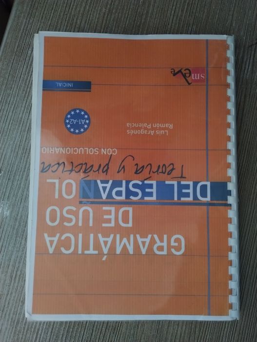 Grammatica de uso del español