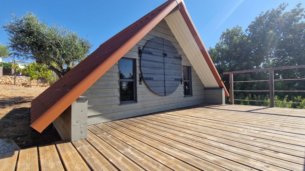 Wooden Hut disassembly  youself