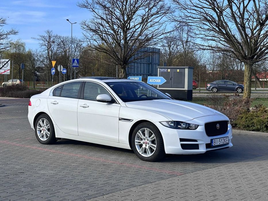 Jaguar XE 2.0 benzyna 250km, automat ZF 8HP jak w bmw 3, 4, 5