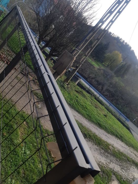 Brama przesuwna 4m,prawa .Dostępna od ręki.