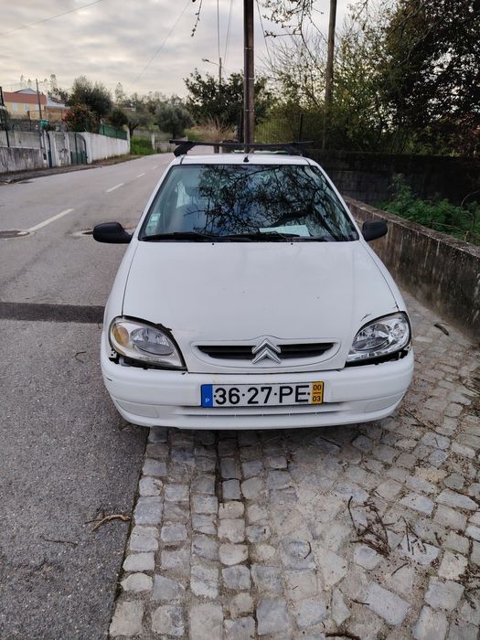 Vendo saxo Branco
