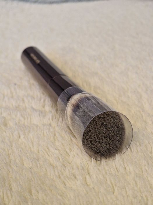 Hourglass pędzel Ambient Soft Glow