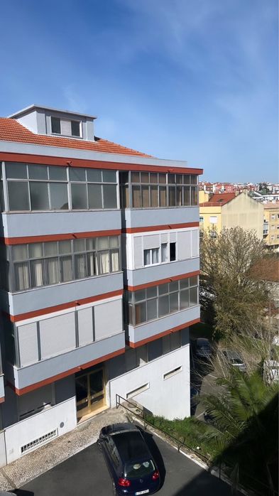 Quarto solteiro Cacém