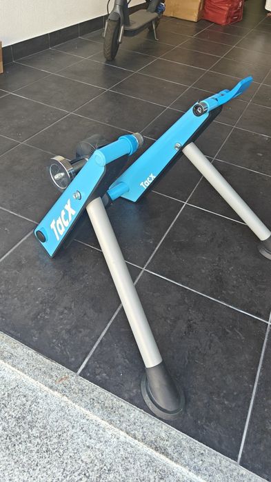 Rolo de treino  Tacx Blue Twist  Novo
