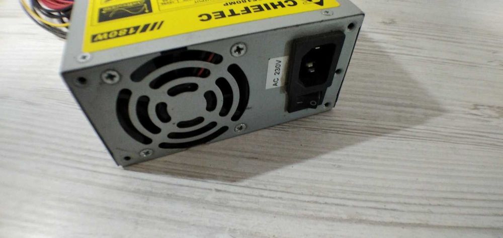 Блок питания chieftec 180в бп 180w