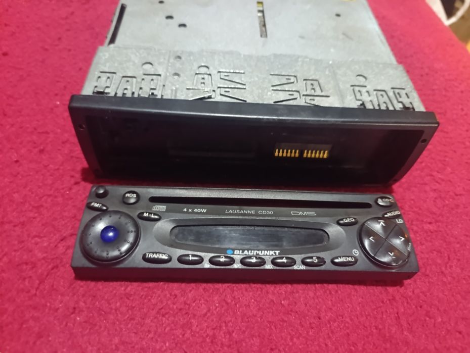 Radio blaupunck lausanne cd30 a funcionar