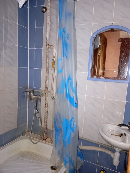 Продаж квартири в гуртожитку!