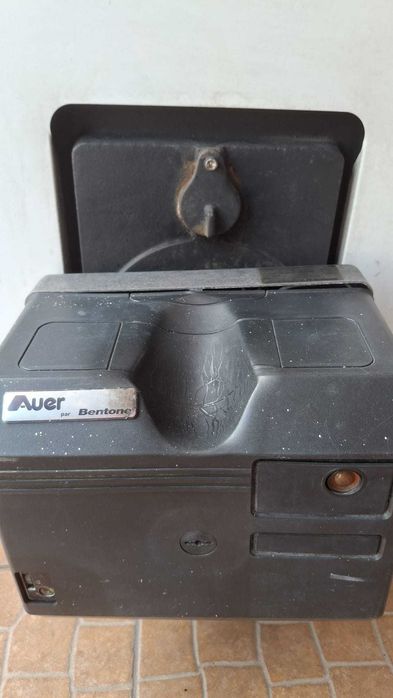 Queimador a gasóleo Auer Bentone B10.
