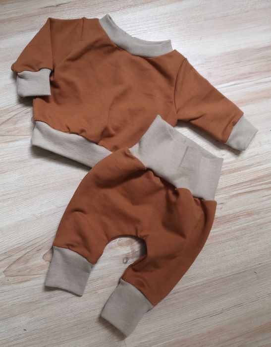 Dres niemowlęcy 50 cm uniseks