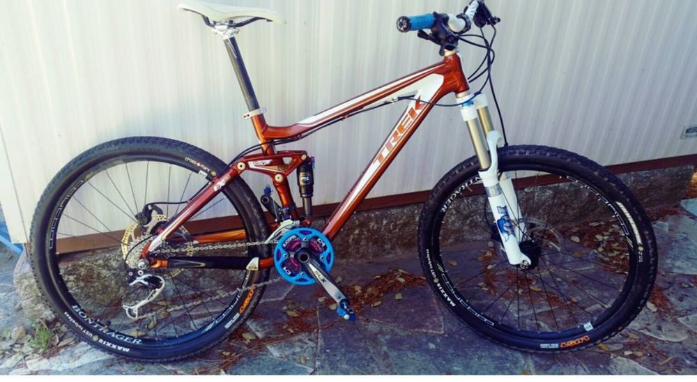 Bicicleta TREK Fuel Ex8 Edição FOX