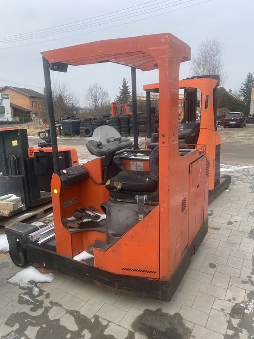 Wózek widłowy elektryczny 4-kierunkowy BT FR 2,7 2005r. z Niemiec