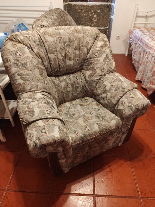 Sofá Cama 3 Lugares + 1 Individual