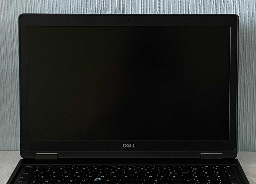 Dell Latitude 5590