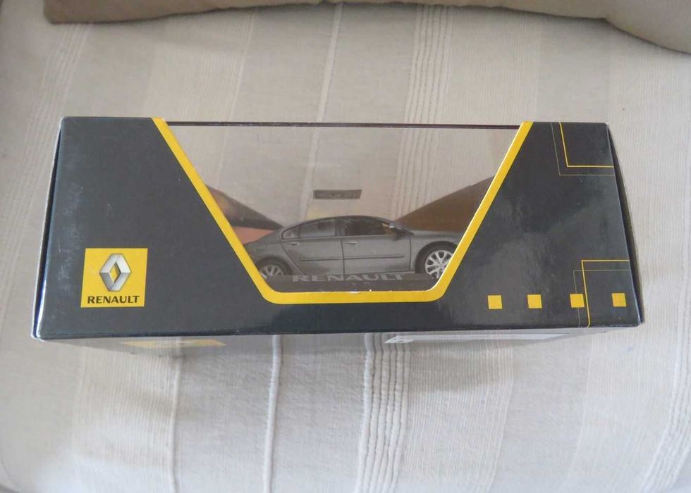 Miniatura Norev France,Renault Laguna III,escala 1:43,oficial Renault.
