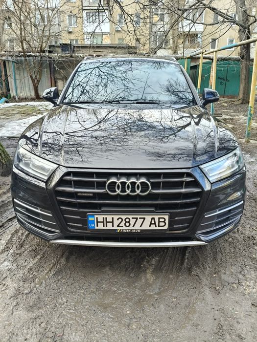 Продам Audi Q5 (2019)