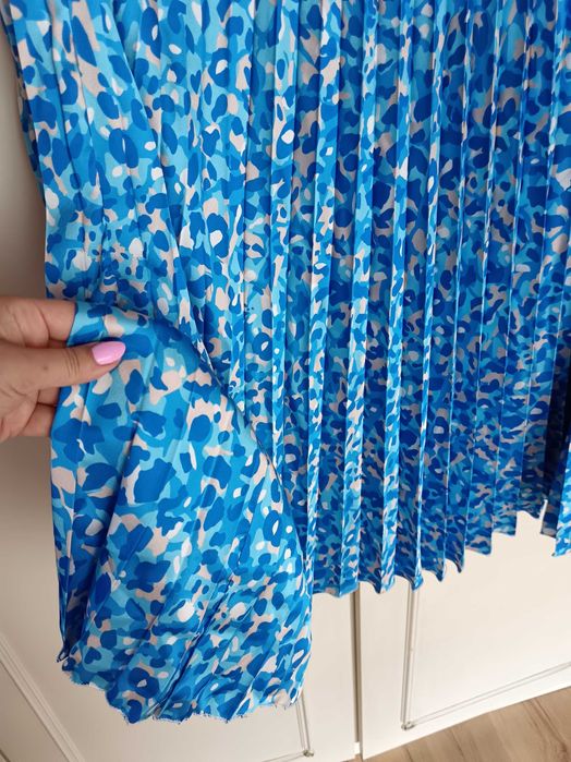 Nowa spódnica Amisu niebieska długa plisowana