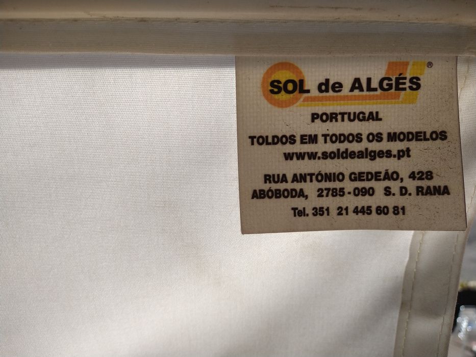Tolde branco com 6m largo e abre 1,80 frente