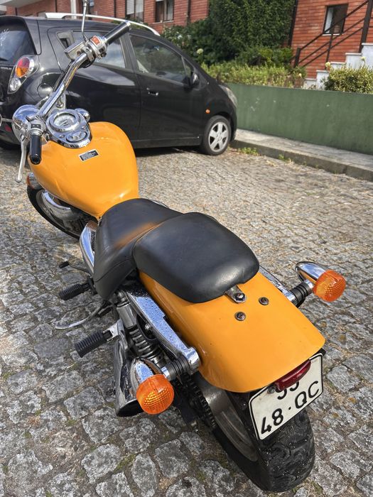 Moto Daelim VT 125