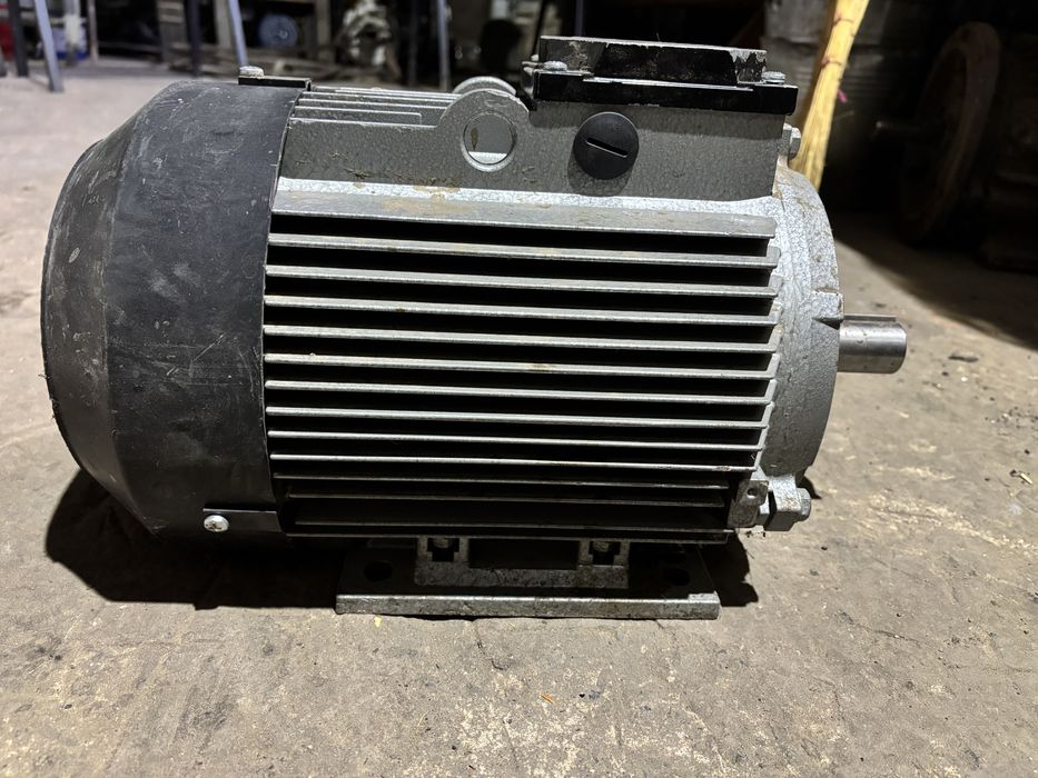 Продам Електро мотор 5,5кв