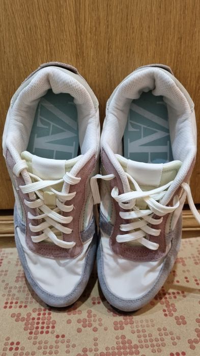 Кросівки ZARA жіночі, розмір 36