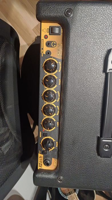 Markbass CMB 40 Black Line – wzmacniacz basowy 40W