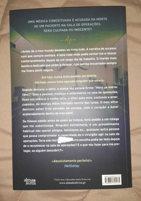 A Cirurgiã - Leslie Wolfe