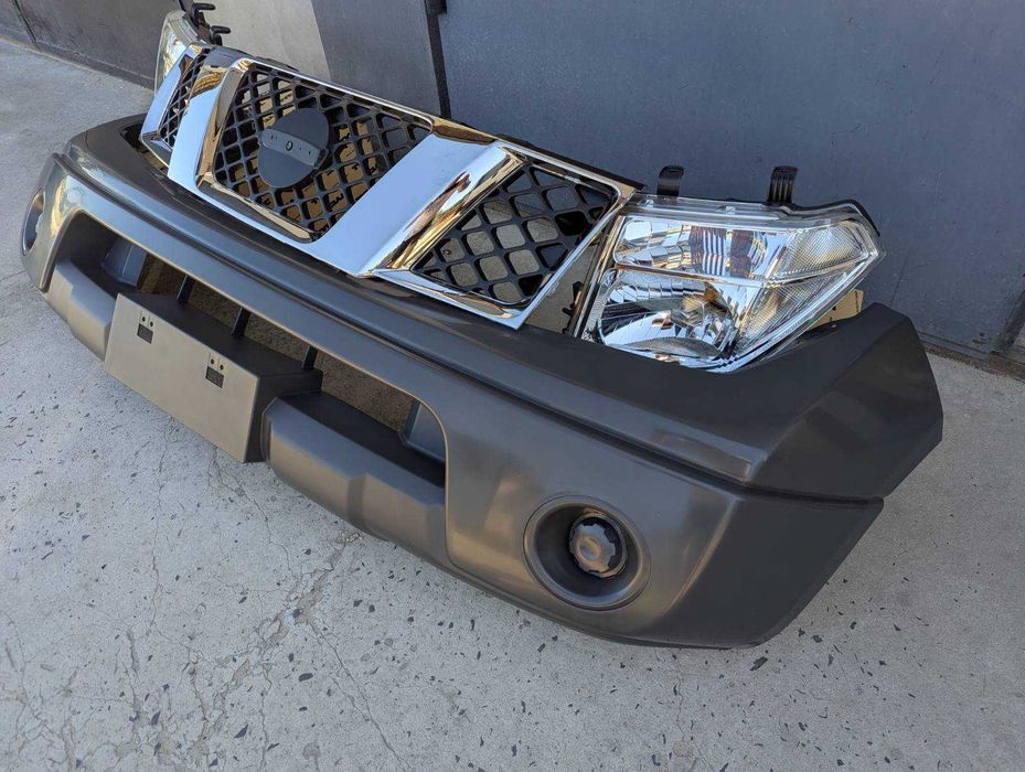 Бампер передній NISSAN NAVARA D40 01.05-12.07 нісан навара